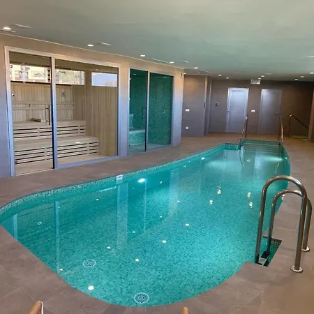 High End Large Ground Floor With Luxury Private Pool And Sea Views Màlaga