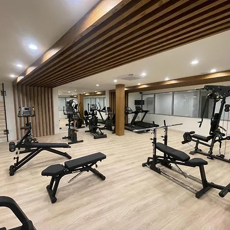 דירה High End Large Ground Floor With Luxury Private Pool And Sea Views