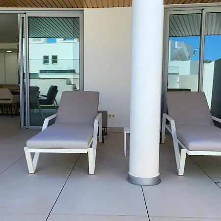 Lejlighed High End Large Ground Floor With Luxury Private Pool And Sea Views *
