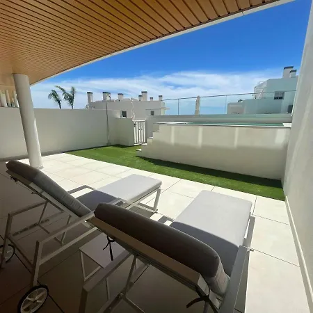 High End Large Ground Floor With Luxury Private Pool And Sea Views * Màlaga