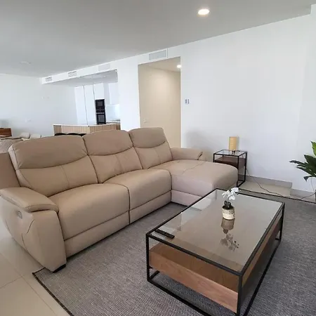 High End Large Ground Floor With Luxury Private Pool And Sea Views * Màlaga