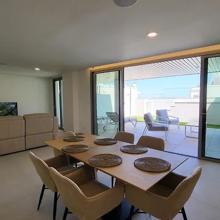 High End Large Ground Floor With Luxury Private Pool And Sea Views * מאלגה
