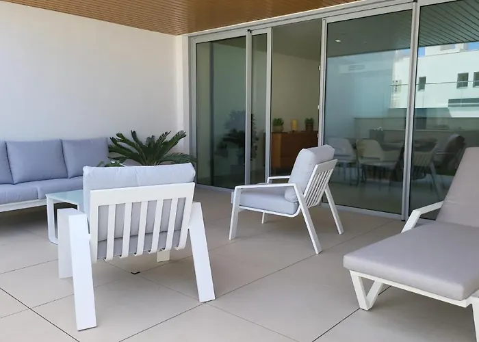 Lejlighed High End Large Ground Floor With Luxury Private Pool And Sea Views *