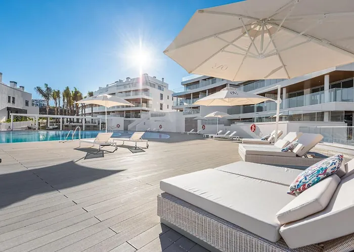 Lejlighed High End Large Ground Floor With Luxury Private Pool And Sea Views