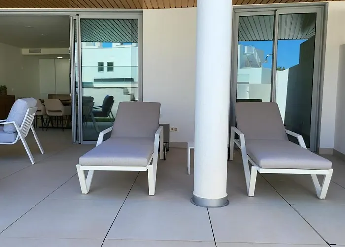 Lejlighed High End Large Ground Floor With Luxury Private Pool And Sea Views *