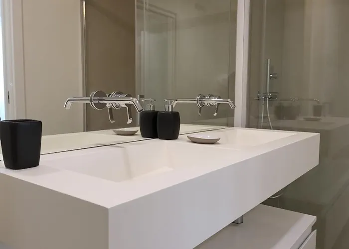 High End Large Ground Floor With Luxury Private Pool And Sea Views Lejlighed Málaga