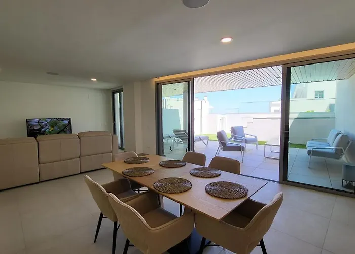 High End Large Ground Floor With Luxury Private Pool And Sea Views * Málaga